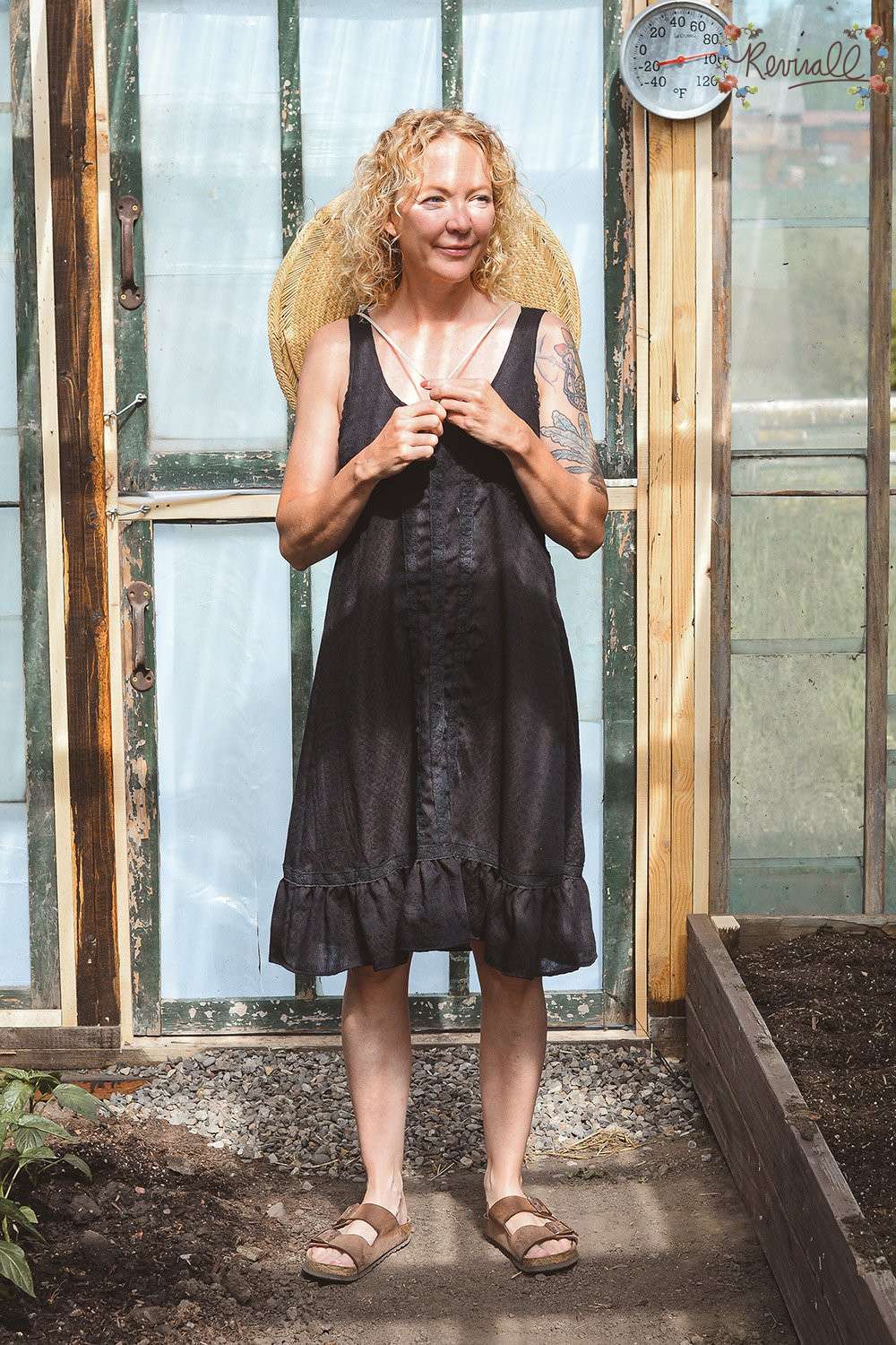 Cotton Lake Dress in Noir - Image 3