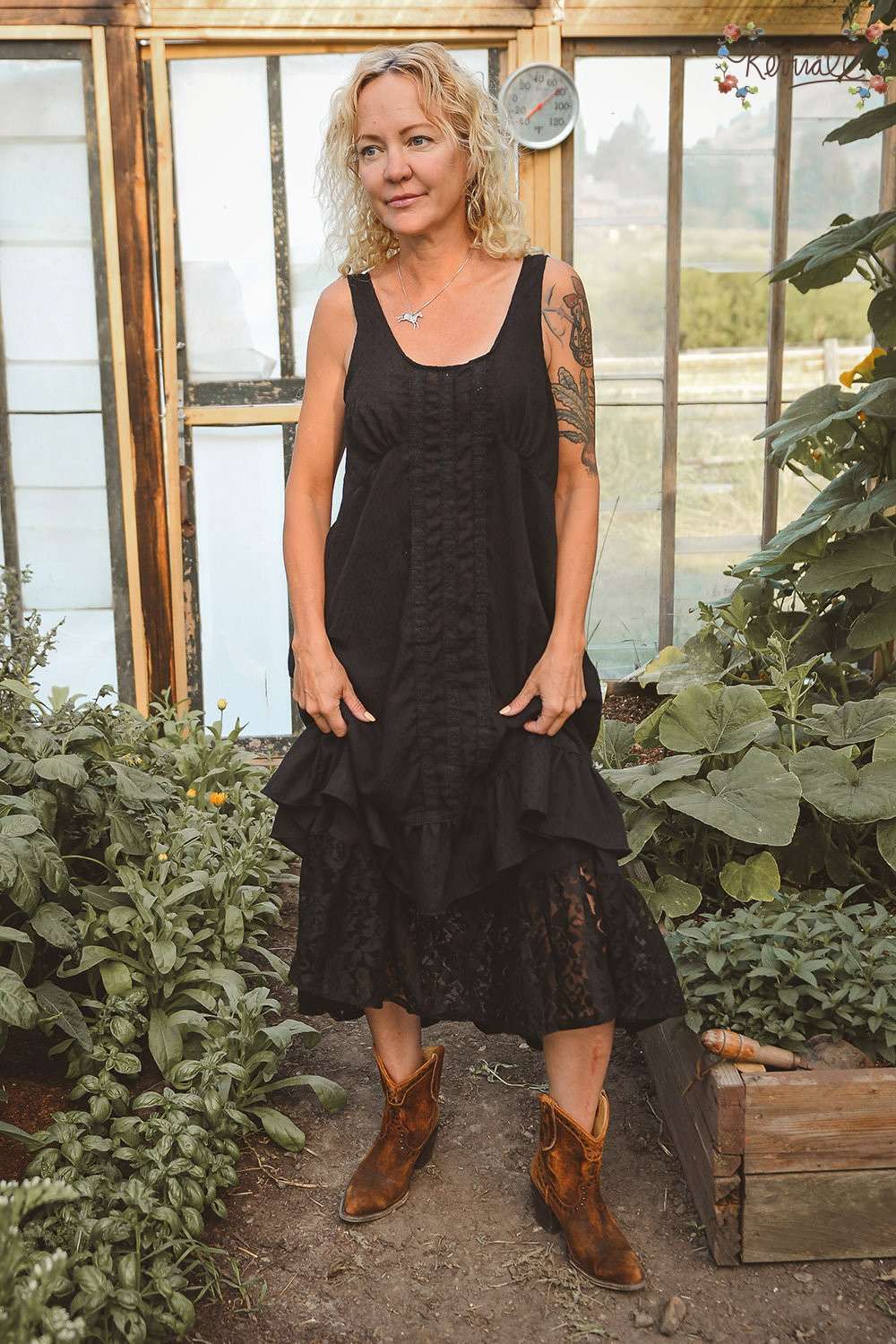 Cotton Lake Dress in Noir - Image 2