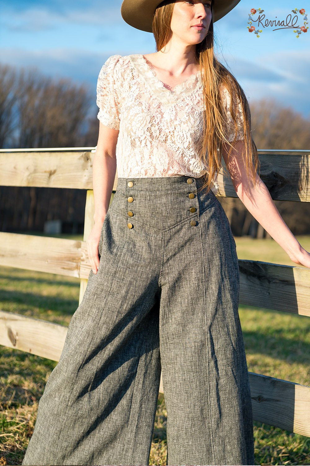 Linen Riding Skirt in Pepper - Small - Image 7