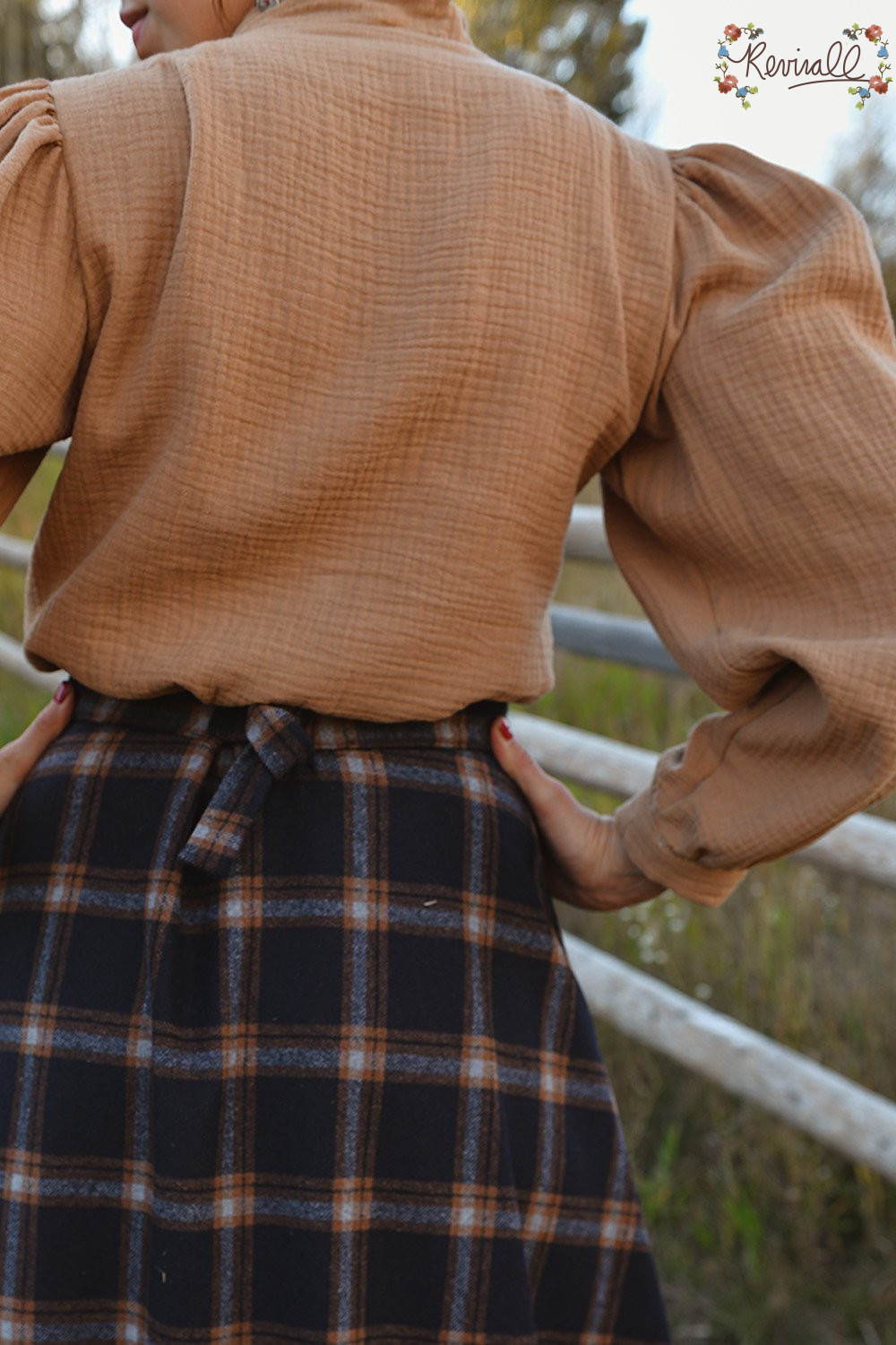 Prairie Blouse in Cortado-XL - Image 5